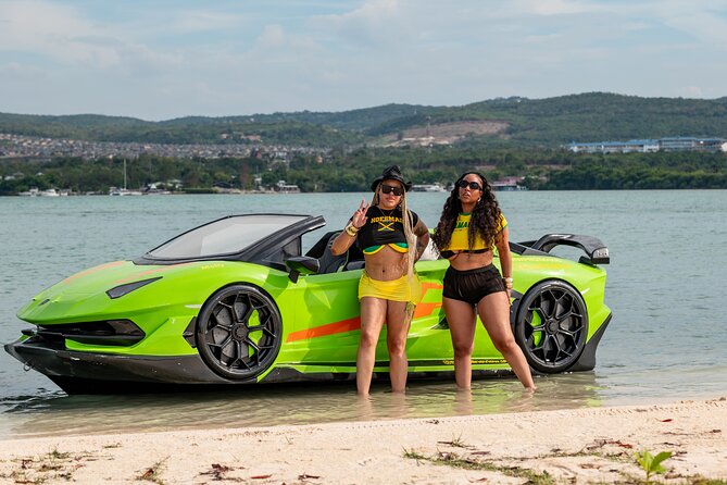 35 Minutes Clear Kayak Photoshoot in Montego Bay - The Sum Up