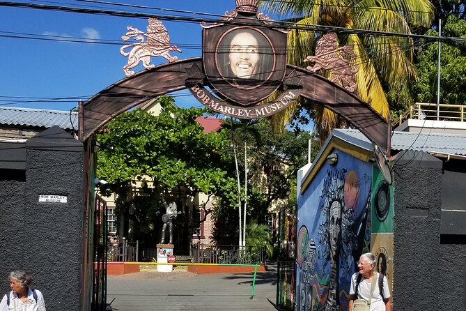 Kingston Day Tour with Bob Marley Museum Experience from Ocho Rios - Exploring Kingston: A Closer Look at the Itinerary