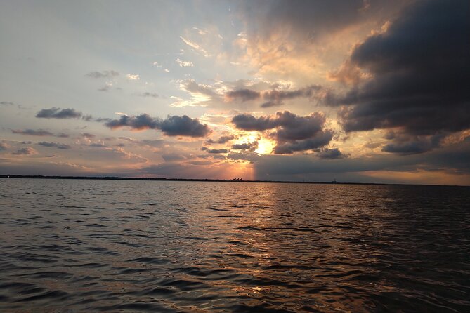 One Tandem Kayak Rental for 2 hours with Manatee & Dolphin sightings! - FAQ