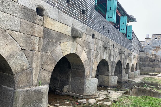 Suwon Hwaseong Fortress Food Walking Tour, KTourTOP10 - Walking Through History and Food
