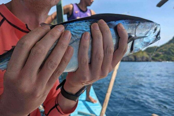 El Nido Palawan fishing with local Fisherman with lunch - Good To Know
