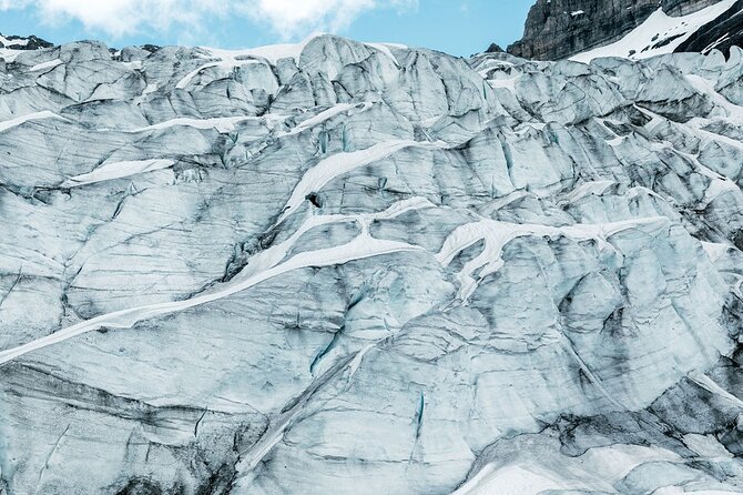 45 mins Helicopter tour to Mt Assiniboine & its Glaciers in Banff - Who Will Love This Tour?