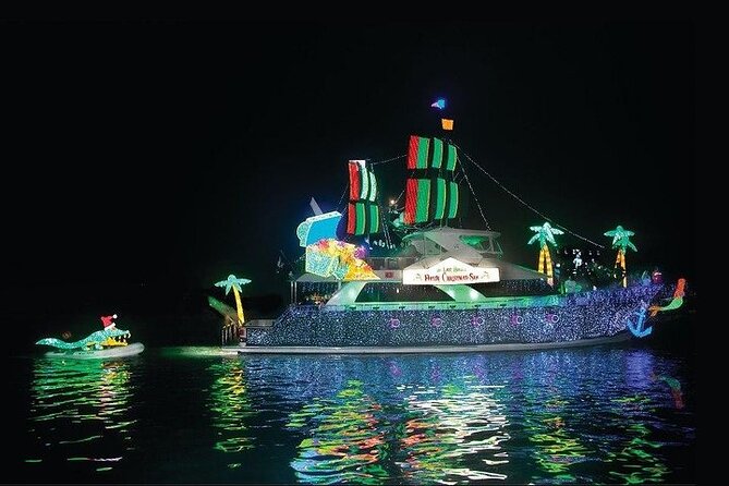 Holiday Lights Cruise Throughout Luxurious Newport Beach Harbor - Exploring the Newport Beach Holiday Lights Cruise