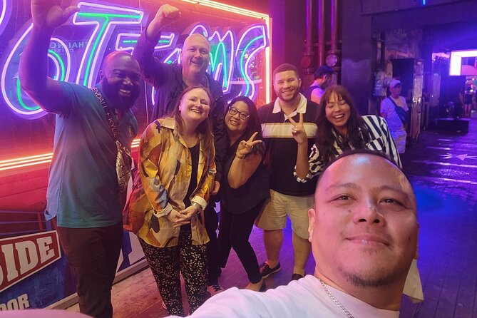 Makati : Pubcrawl Midget boxing rooftop music and gogo clubs - The Sum Up