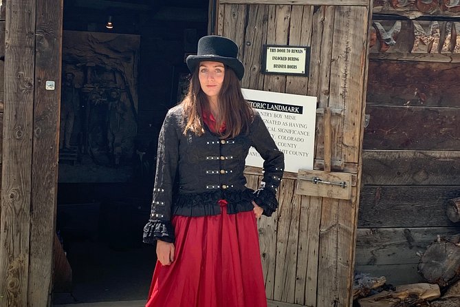 Real Gold Mine Tour with, gold panning and more - Location and Access