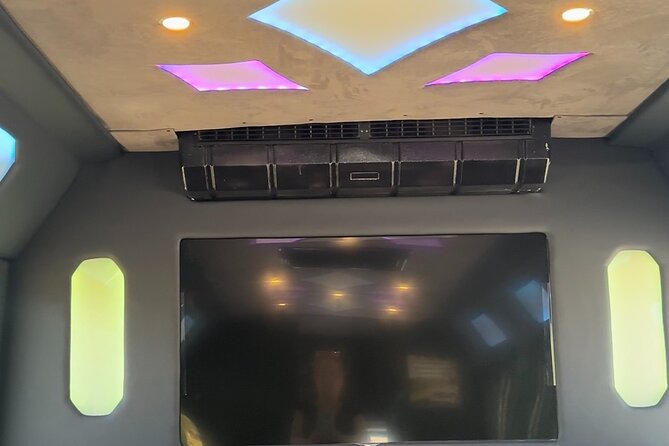 Private Vineyard Tour in Party Bus (4 Vineyards), Includes Lunch - FAQ