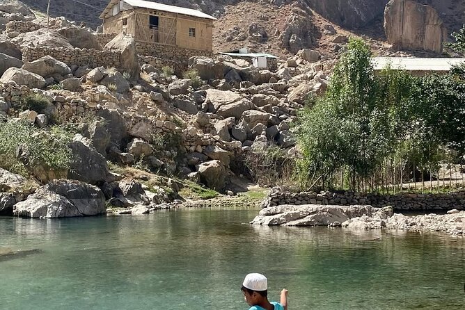 Tadjikistan 7 Lakes Day Trip from Samarkand with Lunch - FAQ