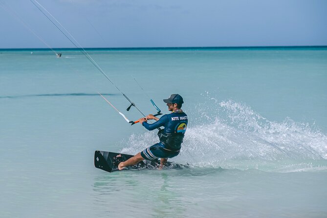 Kiteboarding Lessons in Aruba with IKO Certification - An Exciting Introduction to Kiteboarding in Aruba