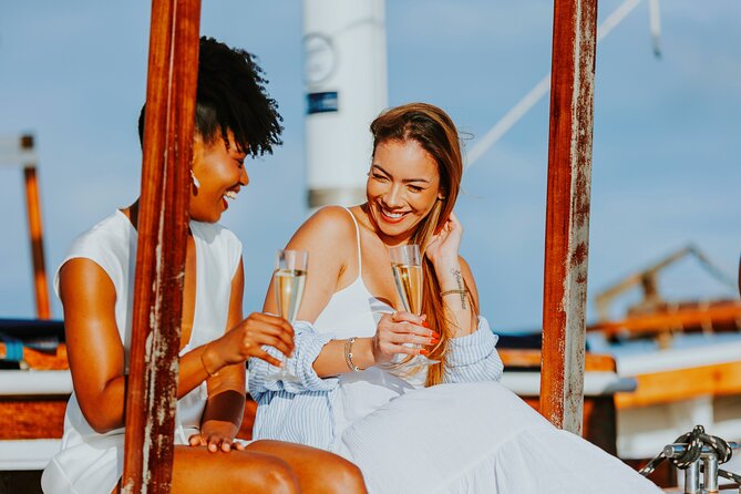 Luxury Four-Course Caribbean Dinner Cruise Experience - Authentic Feedback from Travelers