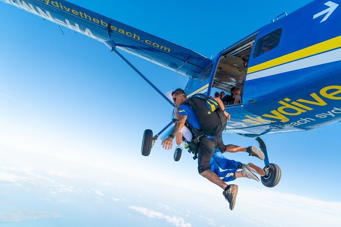 Airlie Beach Tandem Skydive Over the Whitsunday Islands - FAQs