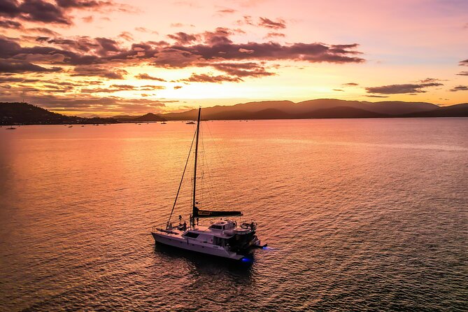 NEW SUNSET TOUR-Airlie Beach Sunset Sail in Style- BYO drinks - Good To Know