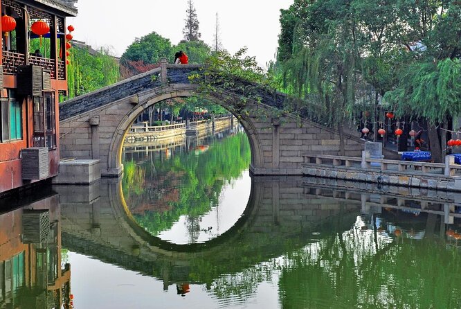4-Hour Zhouzhuang Water Town Private Tour from Suzhou with Boat Ride - Key Points