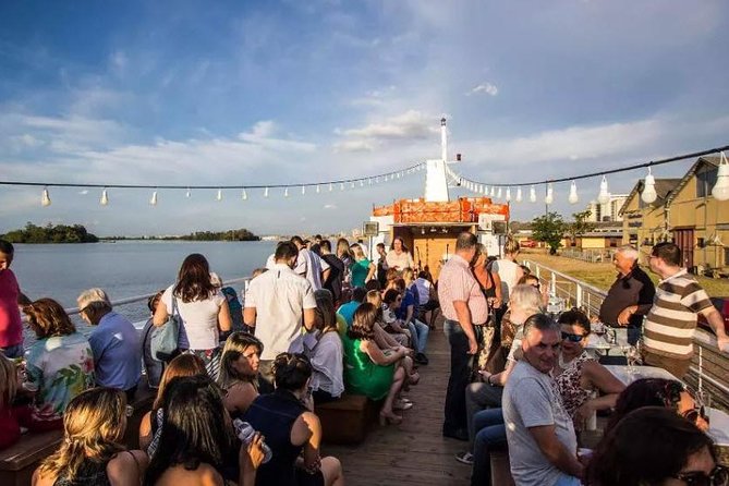 Sailing in Guaíba with White Swan Boat - Porto Alegre - Authentic Experiences and Unique Highlights