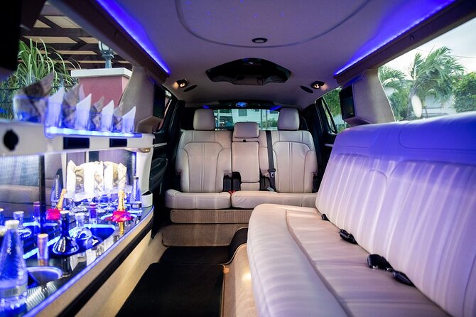 Barbados Luxury Airport Transfer Limousine Up To 10 Passengers - Key Points