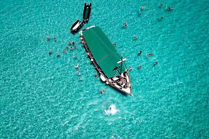 Don Juan Boat Trip in Arraial do Cabo - A Detailed Look at the Don Juan Boat Trip Experience