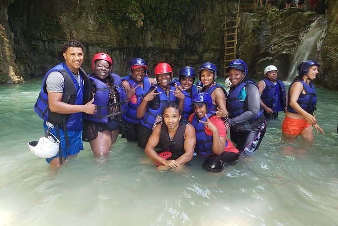 Amber cove and Taino Bay 7 Waterfall Zip lined & Dominican food - Key Points