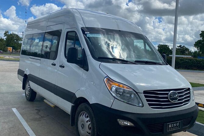 Private Transfer from Santo Domingo Airport to Bayahibe - Key Points