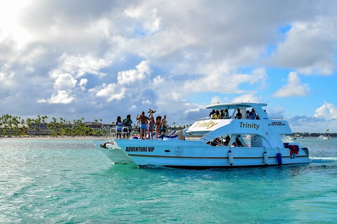 Punta Cana Party Boat and Open Bar (Adults only) - Key Points