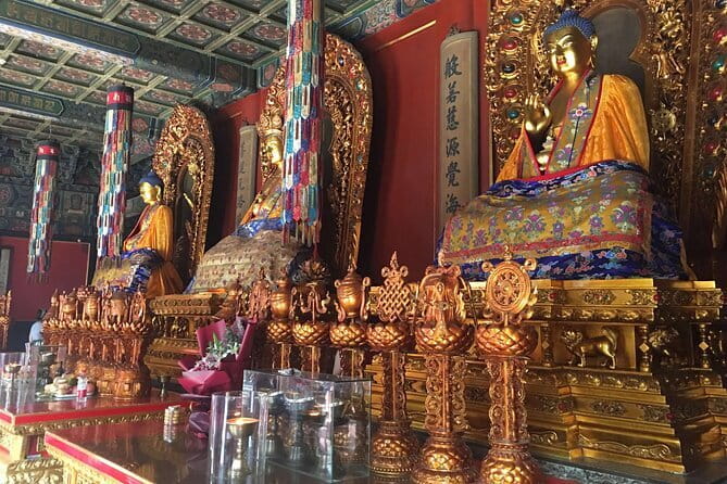 2-Hour Lama Temple and Confucius Temple Guided Walking Tour - Walking through the Confucius Temple and Guozijian Museum