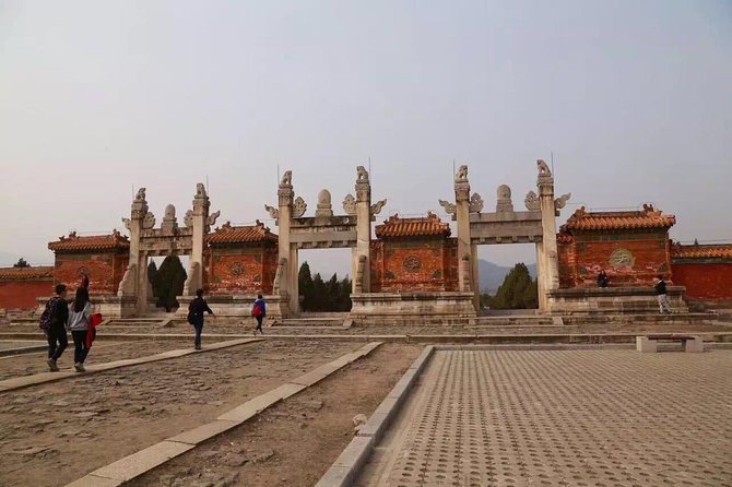 Private Transfer to Huangyaguan Great wall and East Qing Tombs - Key Points