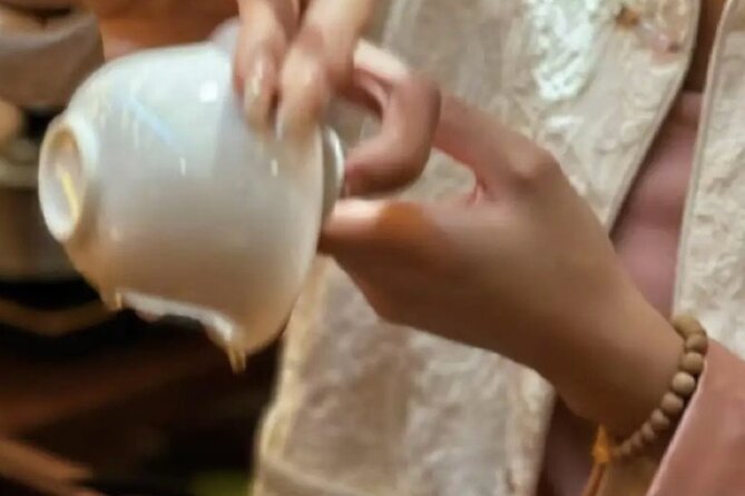 Beijing Tea Ceremony Experience in a Traditional Courtyard - The Cultural Stories and Context