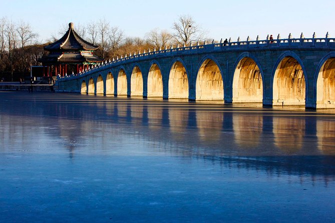 Half Day in Beijing: Summer Palace and Boat Riding on Kunming Lake - The Scenic Boat Ride on Kunming Lake