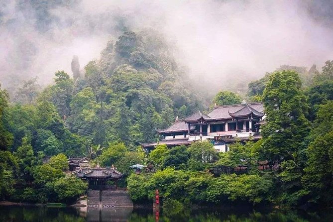 1-Day Panda Base and Mount Qingcheng Private tour from Chengdu - FAQs
