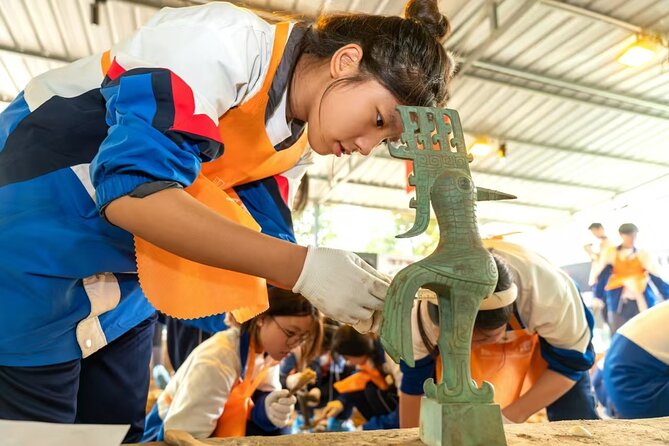 Sanxingdui Day Trip Relic Excavation and Bronze Ware Making - The Itinerary in Detail