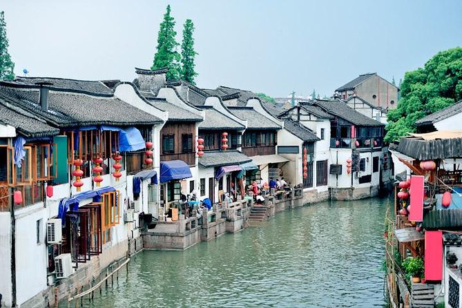 Coach Tour: Zhujiajiao Water Town Plus Huangpu River Cruise - Key Points