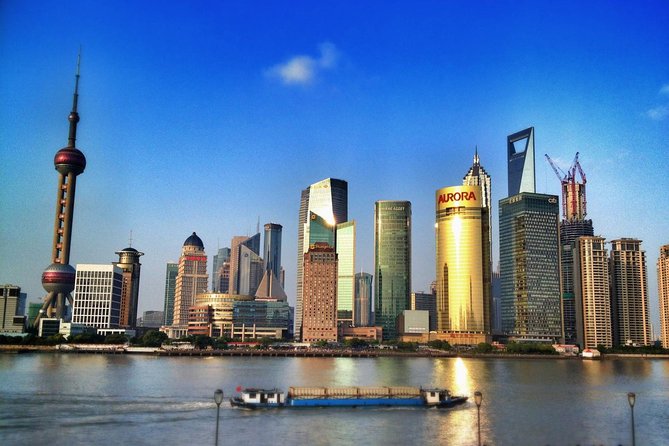 Hyatt Place Shanghai Hongqiao CBD with Airport Pickup, 2-day Sightseeing, Cruise - Day 1: Seamless Airport Arrival and Hotel Check-in