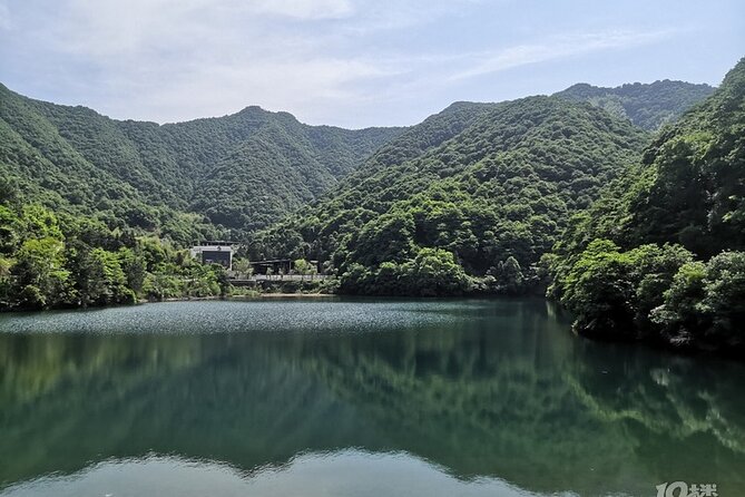 Shanghai to Hangzhou Tofu Ancient Road Hiking Tour by Train - Key Points