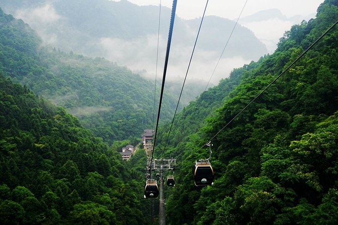2-Day Private Tour to Zhangjiajie from Shanghai by Air with Accommodation - FAQs