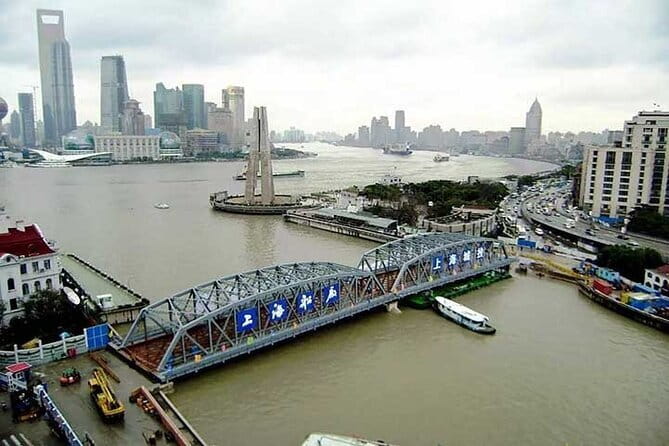 Zhujiajiao & Shanghai: Private Day Tour Water Town to Skyline - Who Will Love This Tour?