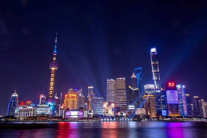 Seat in coach Night Scenery in Shanghai and Shanghai Dinsum Taste - The Sum Up  