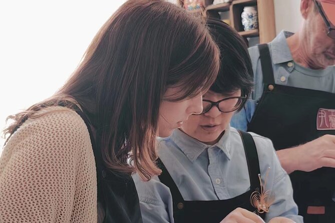 Make Chinese Dumplings and Taste Six Traditional Teas in Shanghai - Why This Experience Stands Out