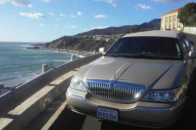 4-Hour private limo Tour of Los Angeles by a TV personality with Free Drinks - Pricing and Value
