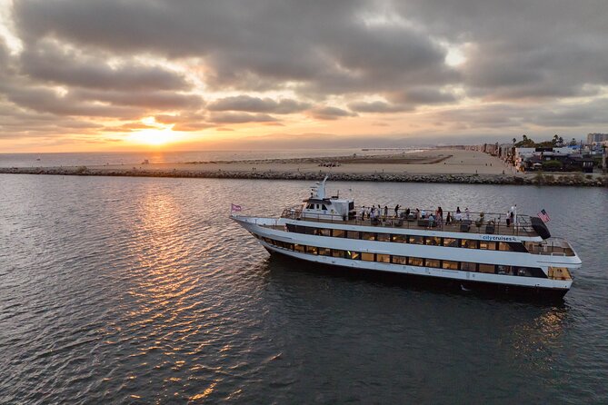 Los Angeles Premier Dinner Cruise from Marina del Rey - A Comprehensive Look at the Los Angeles Premier Dinner Cruise