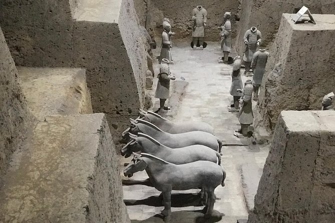 2 Days Classic Xian Group Tour - Day 2: Unearthing China’s Terracotta Army and Neolithic Heritage