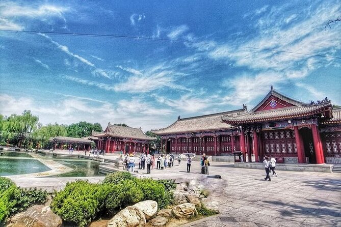 Huaqing Palace Tickets with Optional show of Xi'an incident - A Complete Guide to Visiting Huaqing Palace with the Xian Incident Show