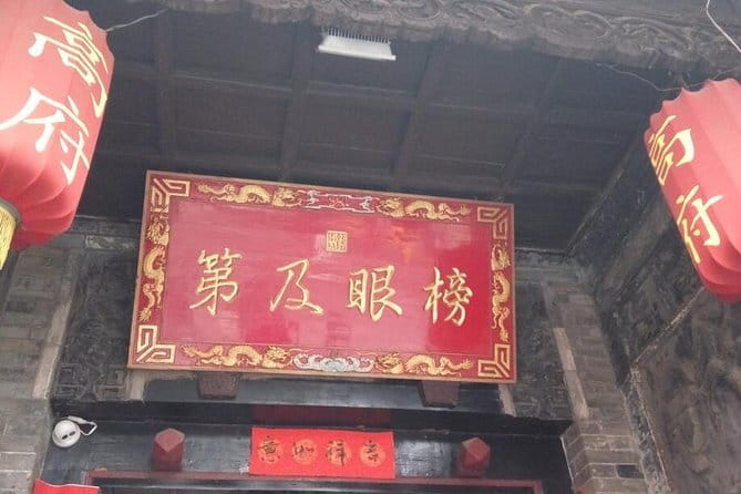 Xi'an Walking Tour: City Wall, Shuyuanmen Street, and Muslim Quarter - Visiting Xian’s City Wall: A Step Back in Time