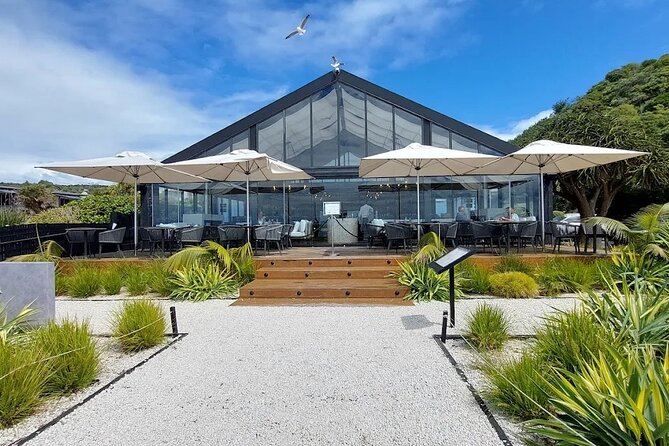 Waiheke Island: Afternoon Wine Affair with Ocean Front Lunch - Who Is This Tour Best For?