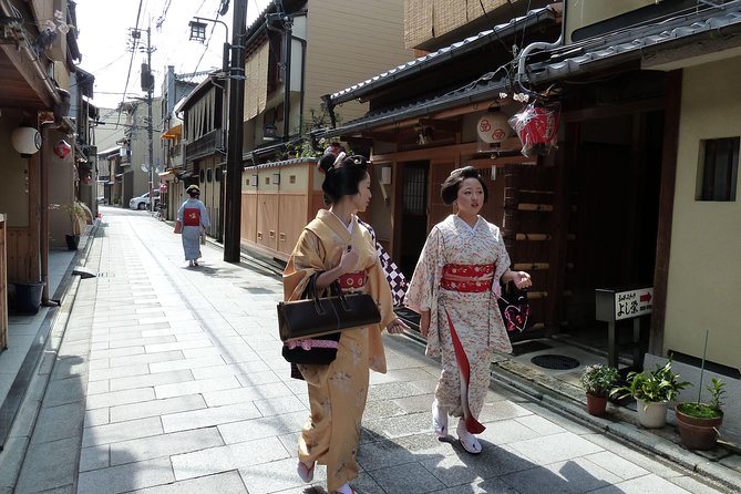 Secret Eastern Kyoto Biking Adventure - Emperor’s Gate and Gion Revisited  