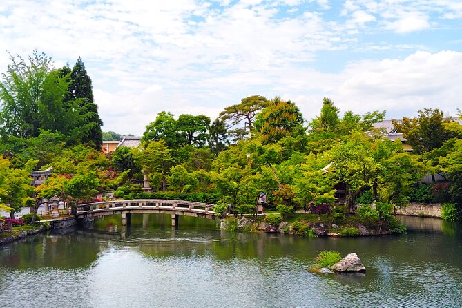 Kyoto: Philosophers Path and Hidden Temple Walking Tour - Nanzen-ji: The Majestic Gate and Expansive Grounds