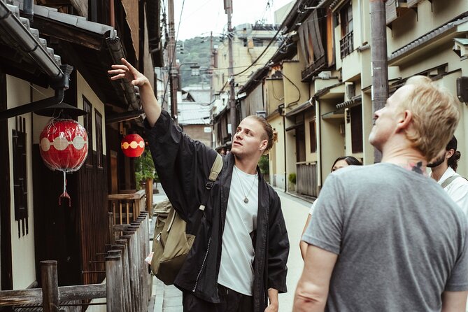 Private Walking Tour in Gion and Higashiyama - Key Points