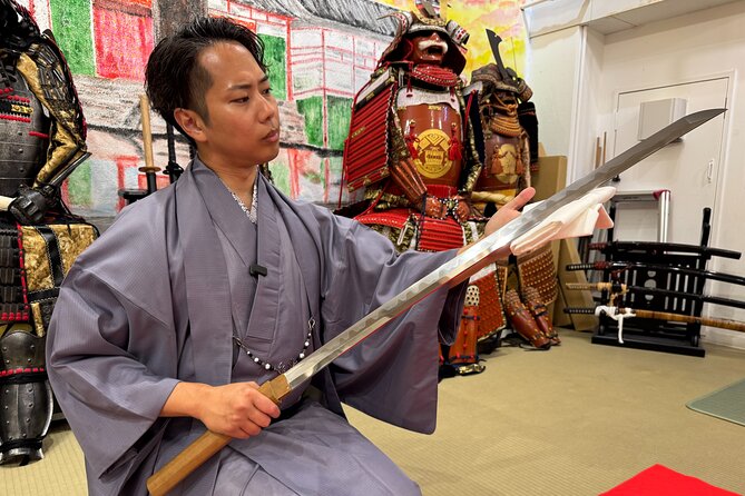 Katana Shopping with Professional Guidance in Kyoto - Key Points  