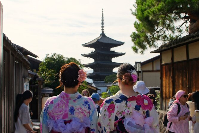 Kyoto: Gion and Geisha District Walking Tour - Practical Details & Tips