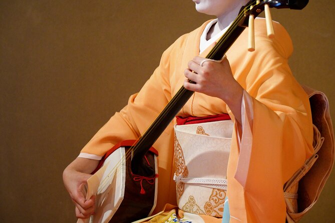 Maiko on the Noh Stage Dance with Live Shamisen - Who Will Enjoy This Tour?