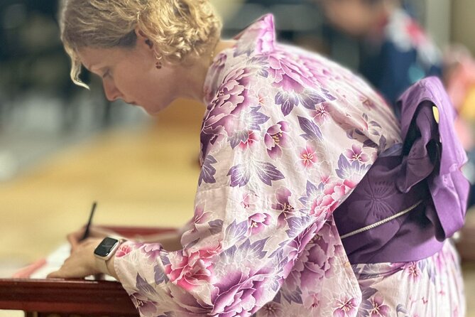 Buddhist Experience at a Historic Temple in Authentic Kimono - What Makes This Tour Special?