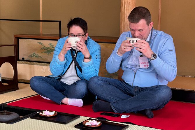 Osaka-Himeji Customize Tour with Pickup and DropOff - Lunch at a Local, Hidden Gem