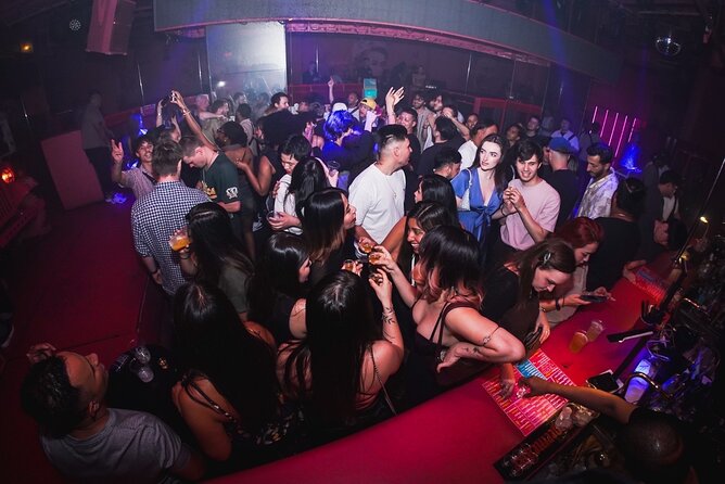 Osakas Iconic All-Pink NightClub: VIP Booth, Champagne & Show - Who Will Love This Experience?